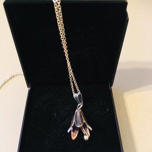 Sterling/925 Silver Dala Guldsmide necklace. Flower bell pendant and chain.
